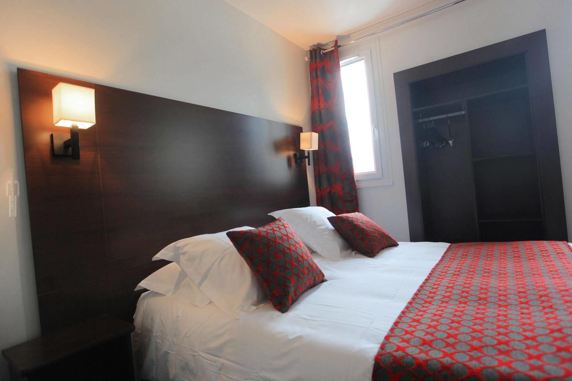 Le Mokca Hotel Meylan Buitenkant foto